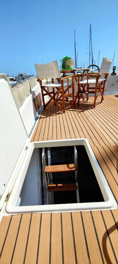 Hotel Panaby - House Boat Palermo Exteriér fotografie